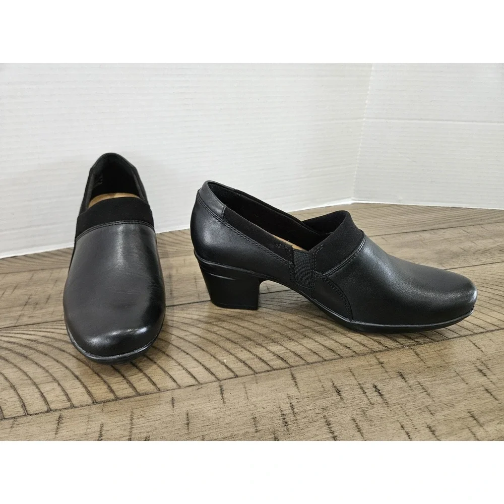Clarks Emslie Summit Shootie 8.5 Black Leather Block Heel Minimalist Comfort